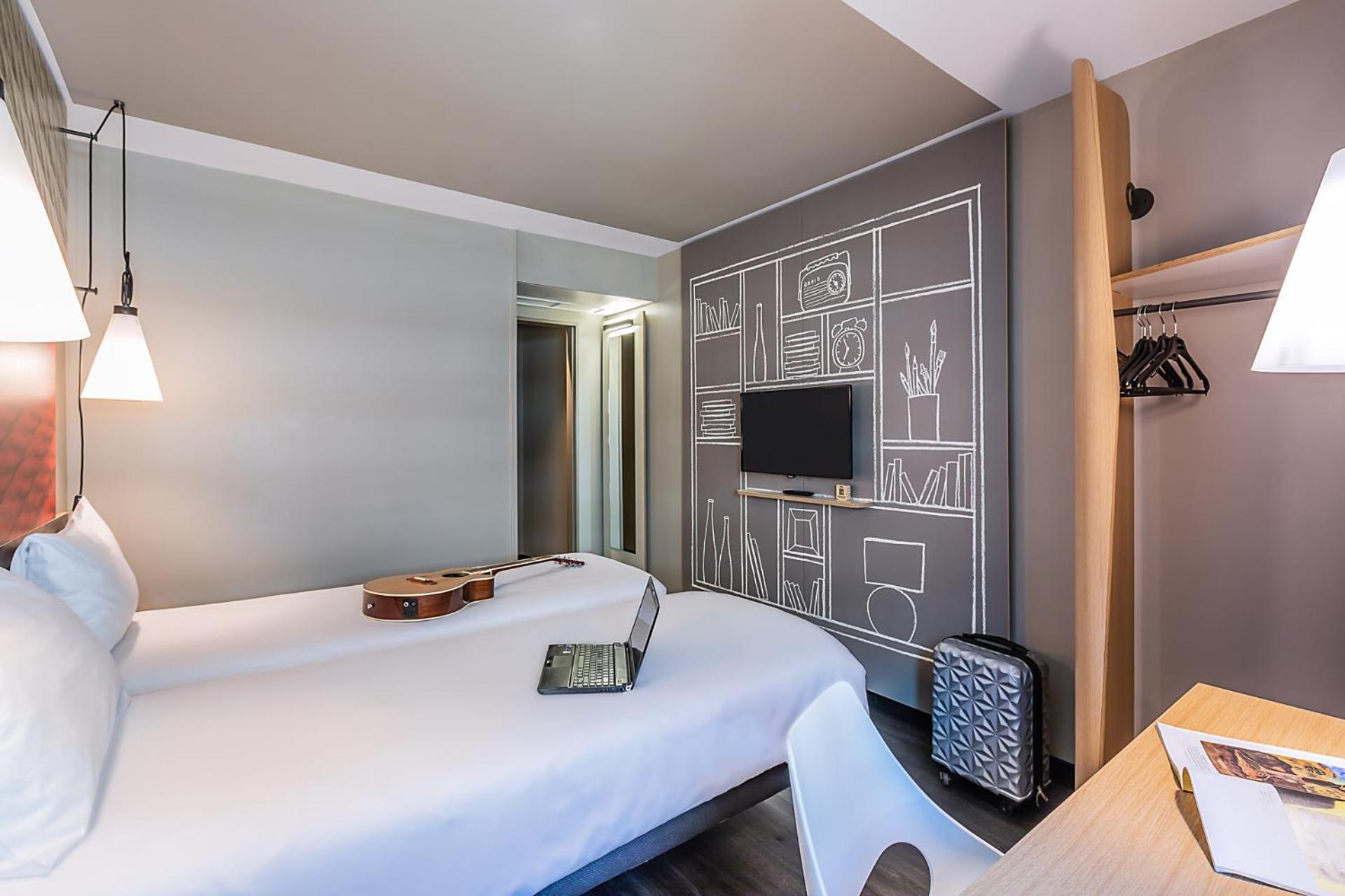 Hotel Ibis Lisboa Liberdade Екстер'єр фото