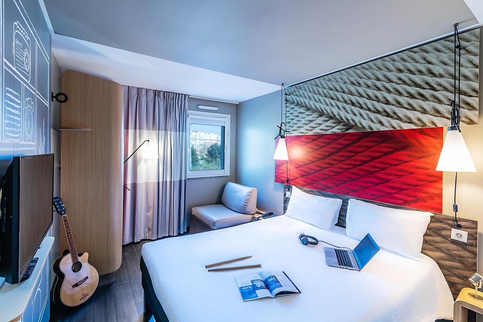 Hotel Ibis Lisboa Liberdade Екстер'єр фото